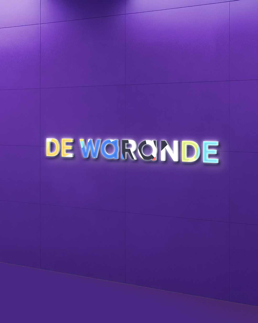 Illustration of a lamp shaped as De Warande logo on a purple background with light effects